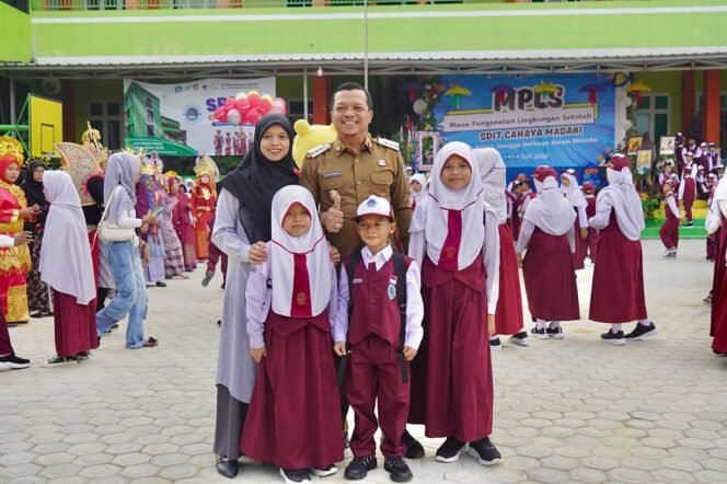 
					Bupati Ajak Sukseskan Gerakan Ayah Teladan Indonesia